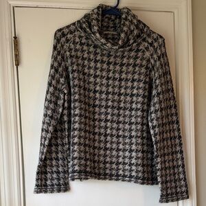 Madwell Cozy Black & Cream Houndstooth Turtleneck  Sweater - Women’s M